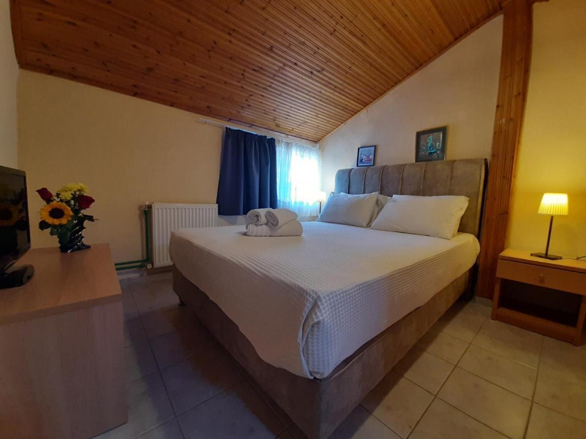 Hotel Flesvos Пефкохорі Екстер'єр фото